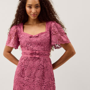 Regina Short Sleeve Lace Midi Dress Pink