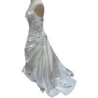 Beautiful Romantica Embellished Strapless Wedding Dress Size 8 - 10